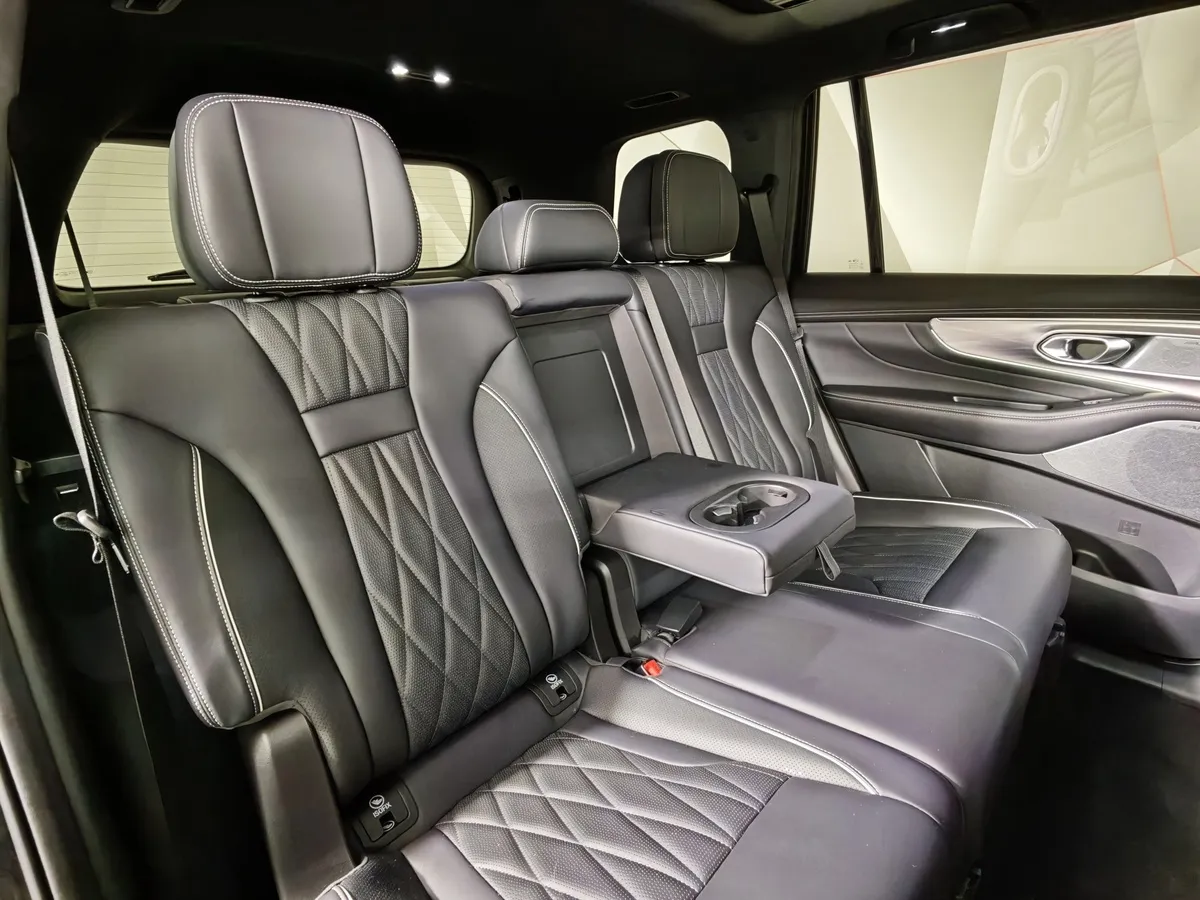 GAC GS8 2.0T 4WD (231 л.с.) GX Черный в АВИЛОН. Слайд №17