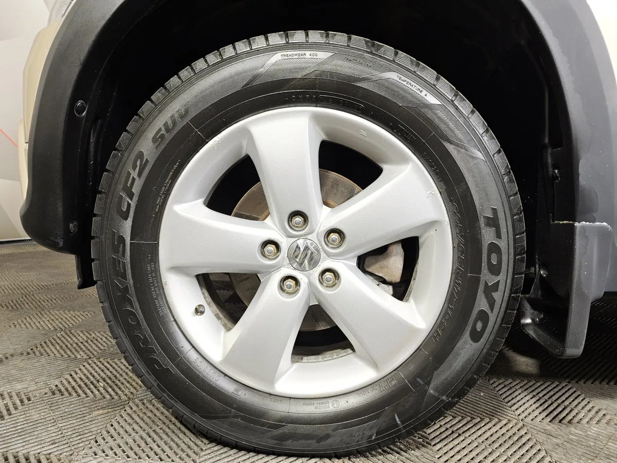 Suzuki Grand Vitara 2.4 AT (169 л.с.) Бежевый в АВИЛОН. Слайд №9
