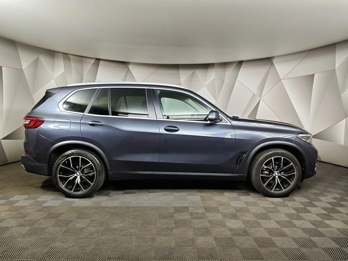 BMW X5 xDrive25d Steptronic (231 л.с.) Base (Локальная сборка) Серый в АВИЛОН. Слайд №6