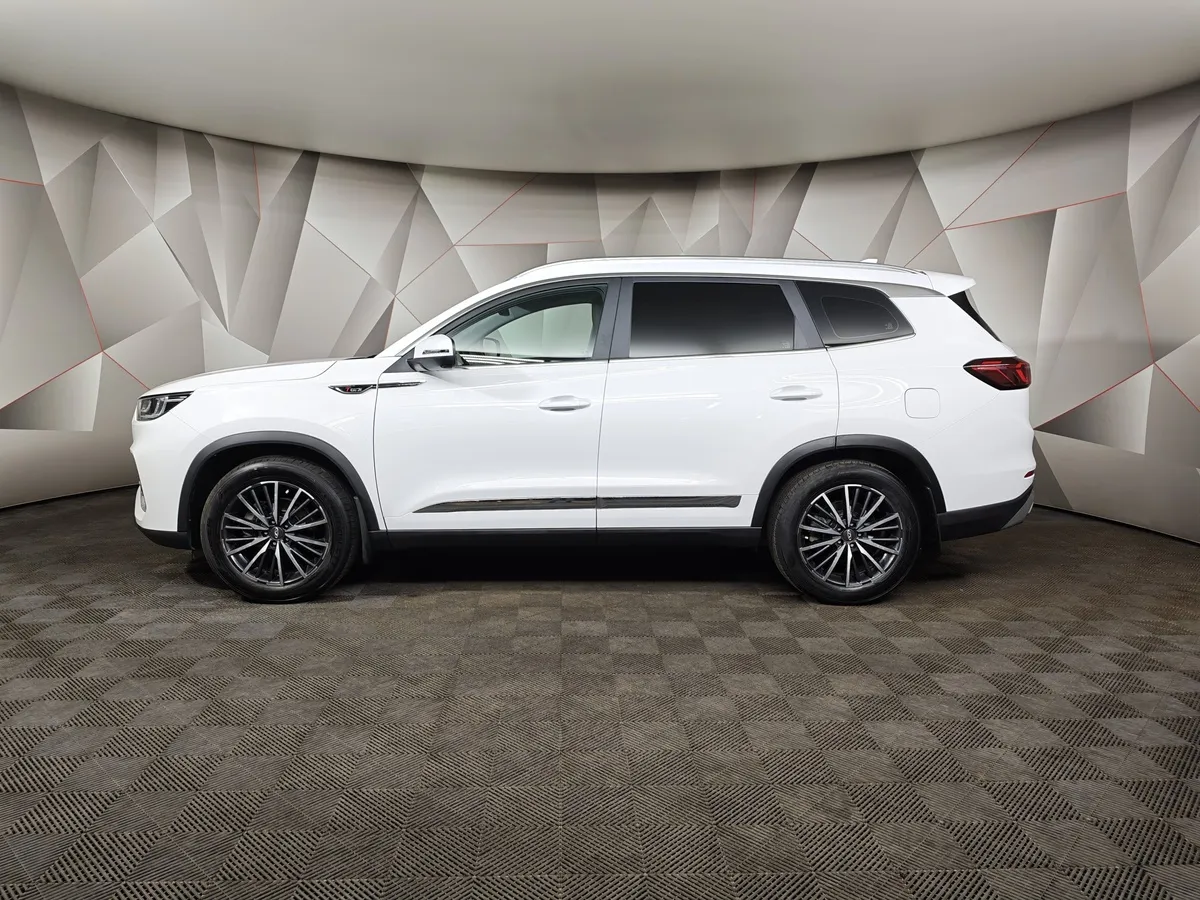 Chery Tiggo 8 Pro 1.6 TGDI DCT7 (186 л.с.) Highline (пакет Ultimate) Белый в АВИЛОН. Слайд №5