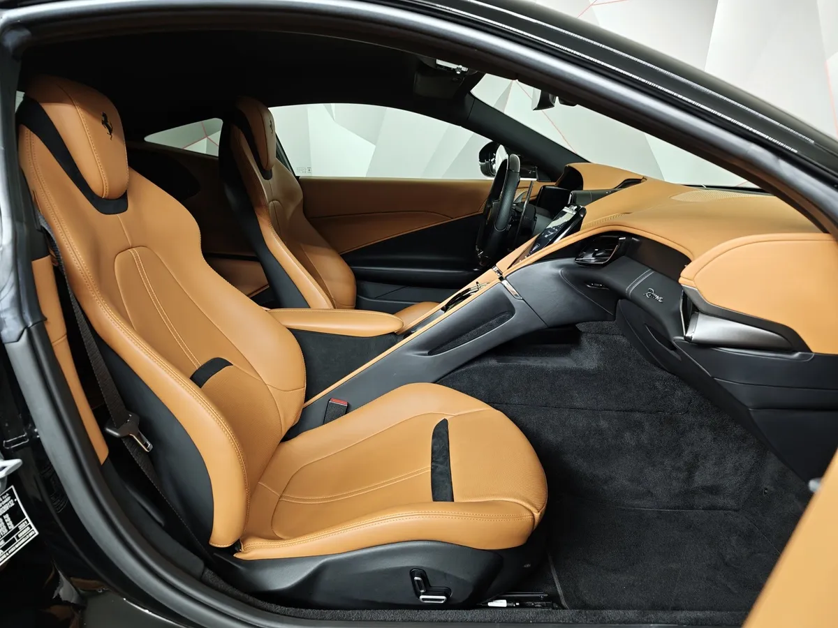 Ferrari Roma 3.9 AMT (620 л.с.) Черный в АВИЛОН. Слайд №27