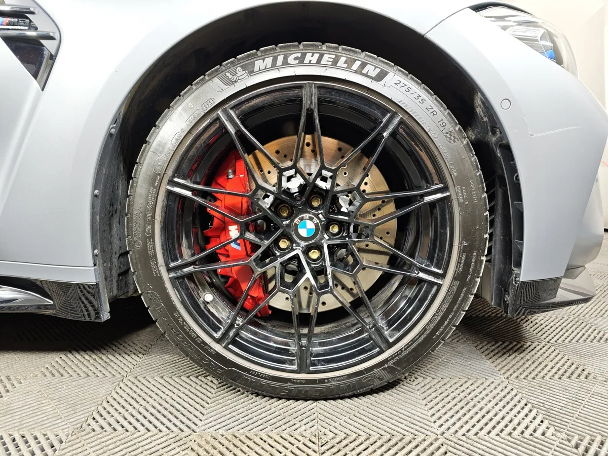 BMW M3 3.0 M Steptronic xDrive AT (510 л.с.) Competition Серый в АВИЛОН. Слайд №7