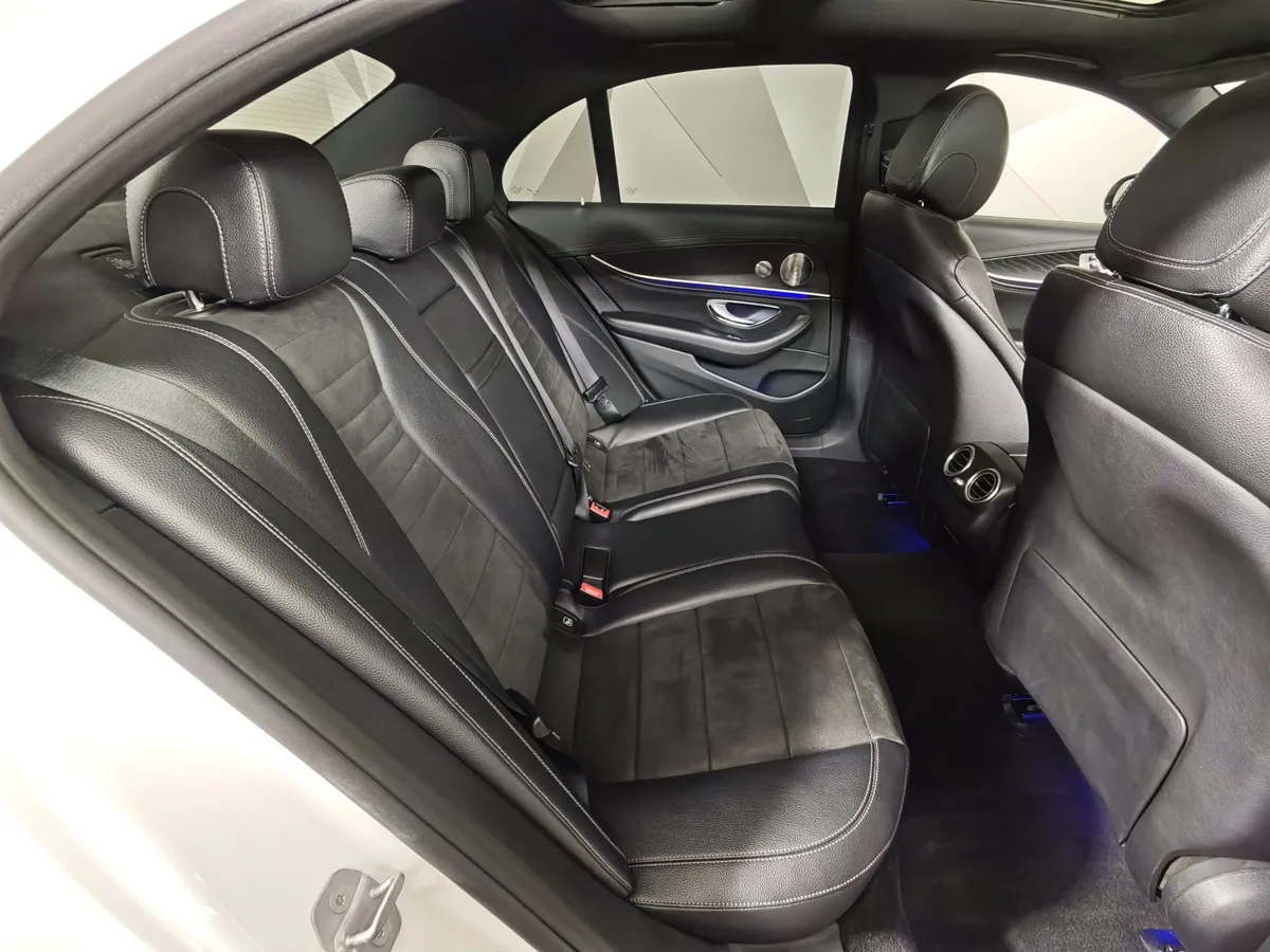 Mercedes-Benz E-Класс E 300 9G-TRONIC (245 л.с.) Sport Plus Белый в АВИЛОН. Слайд №15