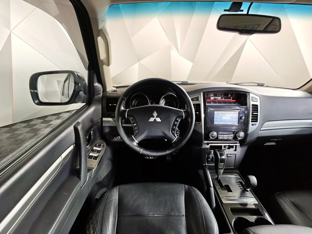 Mitsubishi Pajero 3.0 AT AWD (178 л.с.) Коричневый в АВИЛОН. Слайд №19