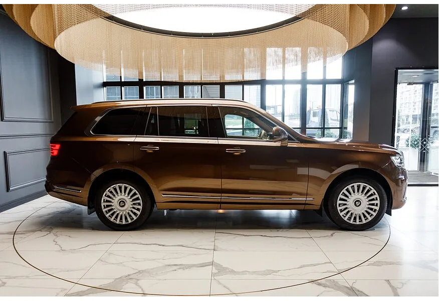 AURUS Komendant 4.4 AWD AT (598 л.с.) Оранжевый в АВИЛОН. Слайд №3