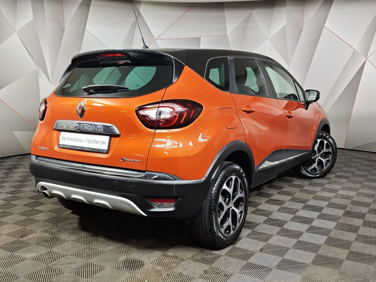 Renault Kaptur 1.6 X-tronic (114 л.с.) Life Оранжевый в АВИЛОН. Слайд №2