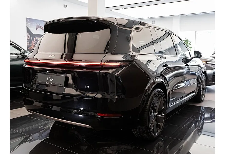 Li Auto L9 1.5 AT 4WD (449 л.с.) Ultra Черный в АВИЛОН. Слайд №6