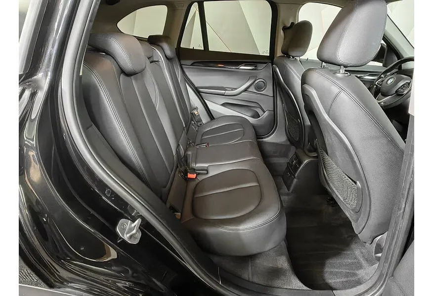 LIVE. Слайд №9