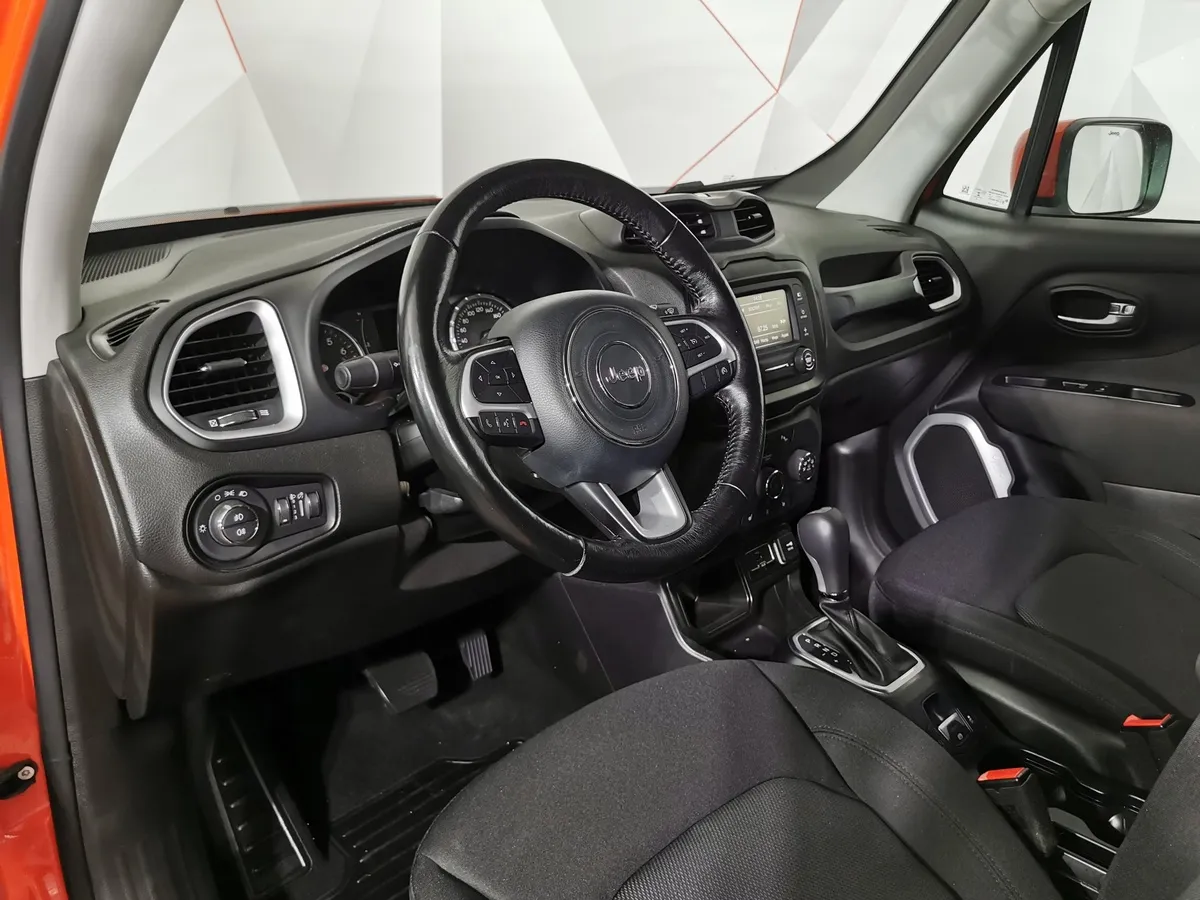 Jeep Renegade 1.4 AMT (140 л.с.) Limited Оранжевый в АВИЛОН. Слайд №18