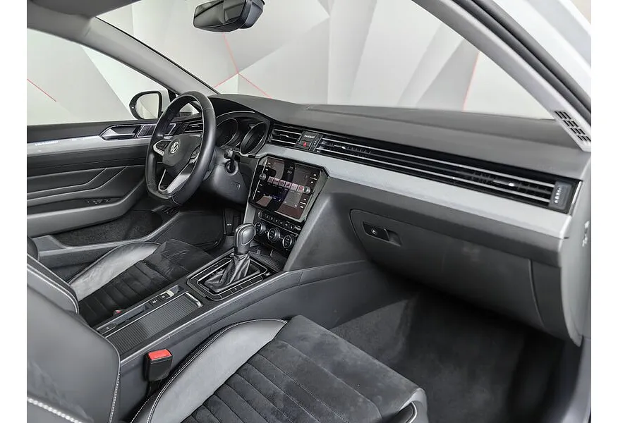 Volkswagen Passat 1.4 TSI DSG (150 л.с.) Business Белый в АВИЛОН. Слайд №13
