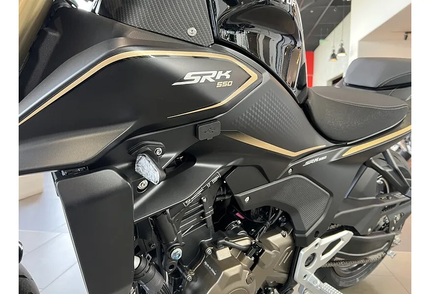 LIVE. Слайд №12