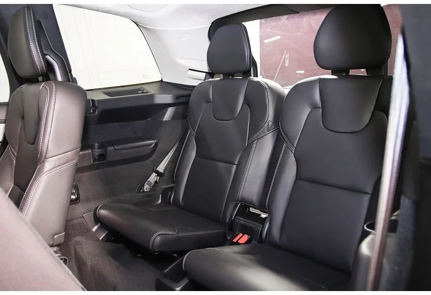 АВИЛОН - Volvo XC90 2.0 B5 mild hybrid AT AWD (7 мест) (250 л.с.) Ultra Bright Черный - slide 12
