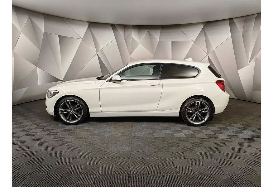 BMW 1 серия 116i AT (136 л.с.) Белый в АВИЛОН. Слайд №6