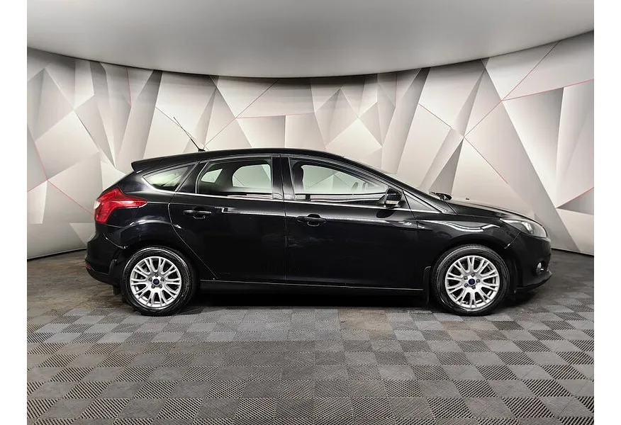 LIVE. Слайд №4