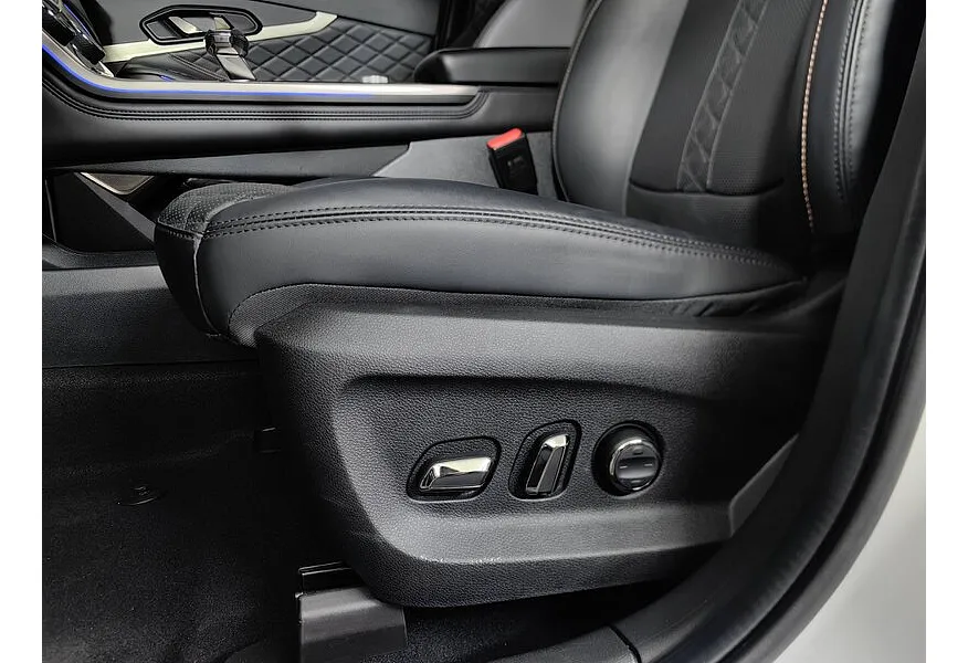 EXEED TXL 2.0 DCT7 AWD (197 л.с.) Sport Edition Белый в АВИЛОН. Слайд №20