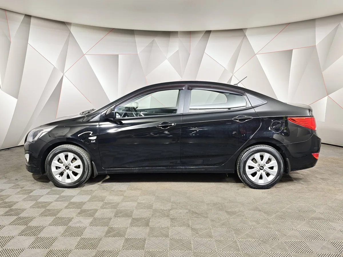 Hyundai Solaris 1.6 AT (123 л.с.) Active Plus Черный в АВИЛОН. Слайд №5