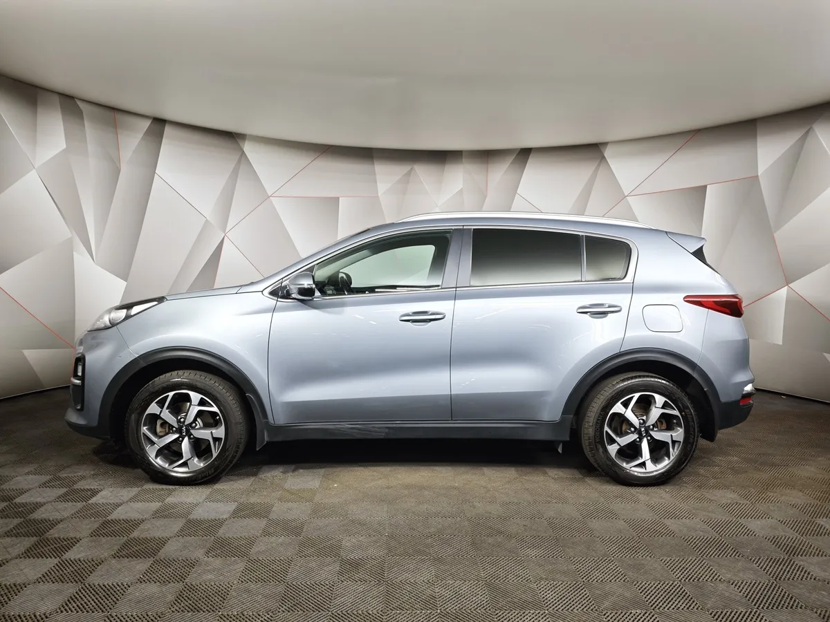 Kia Sportage 2.0 MPI AT 4WD (150 л.с.) Luxe Серебристый в АВИЛОН. Слайд №5