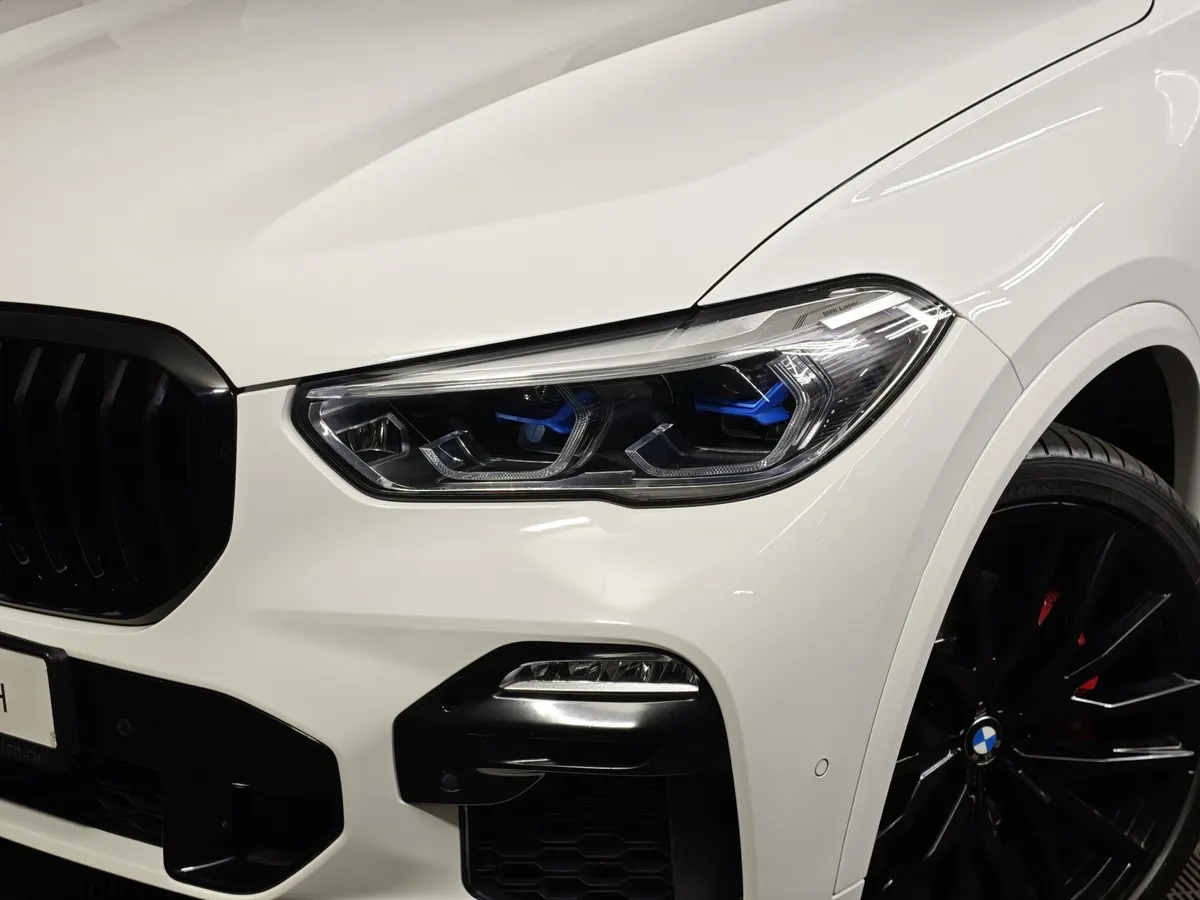 BMW X5 xDrive40i Steptronic (340 л.с.) Белый в АВИЛОН. Слайд №8