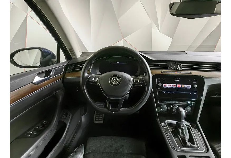 Volkswagen Passat 1.8 TSI BlueMotion DSG (180 л.с.) Highline Синий в АВИЛОН. Слайд №20