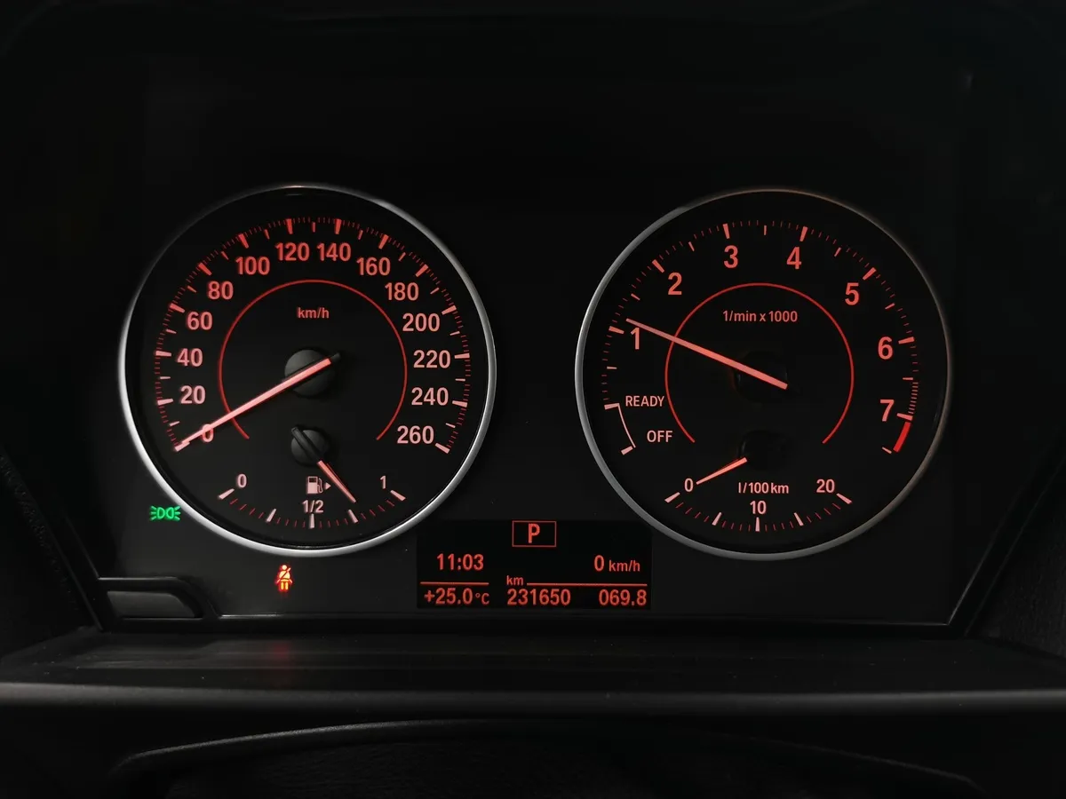 BMW 1 серия 118i AT (136 л.с.) Белый в АВИЛОН. Слайд №13