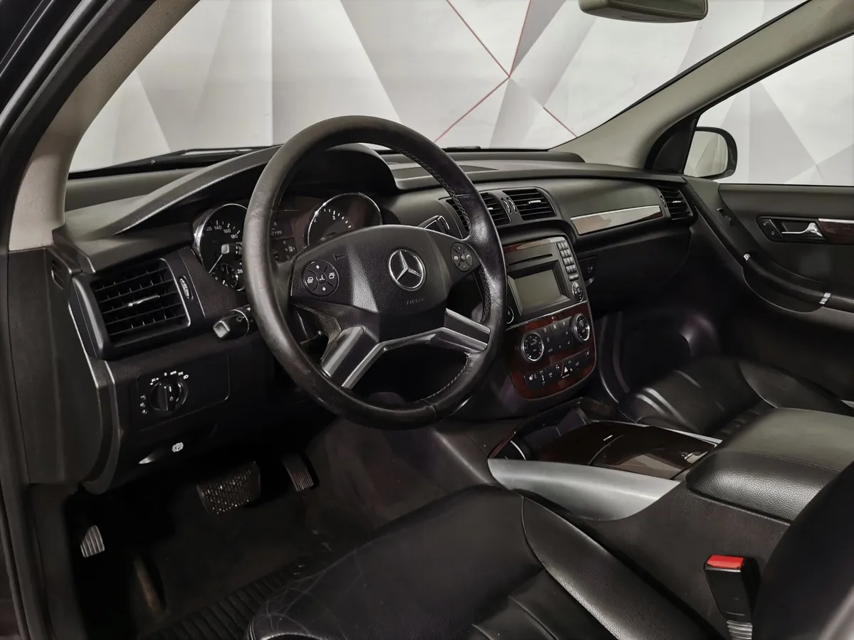 Mercedes-Benz R-Класс R 320 CDI 4MATIC 7G-Tronic (224 л.с.) Черный в АВИЛОН. Слайд №18