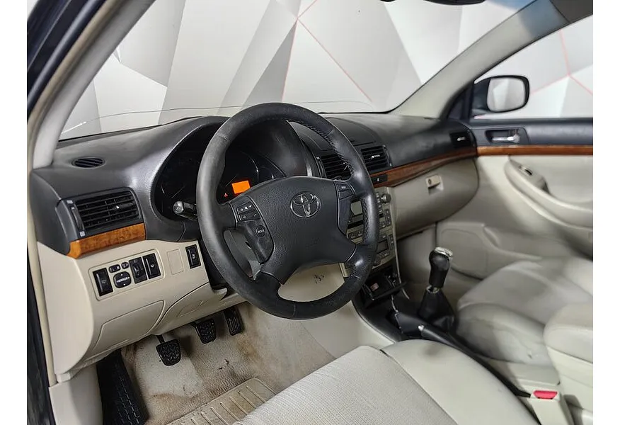 Toyota Avensis 1.8 MT (129 л.с.) Черный в АВИЛОН. Слайд №16