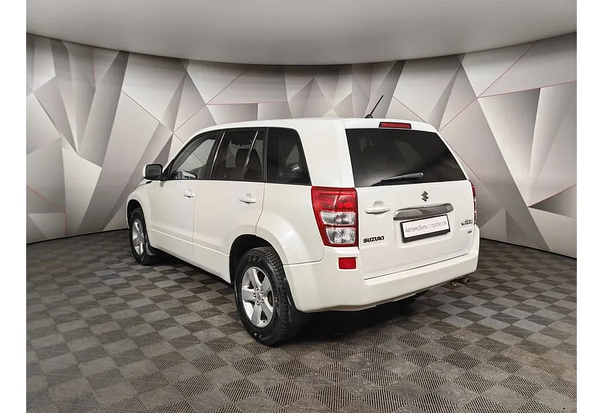 Suzuki Grand Vitara 2.4 AT (169 л.с.) Белый в АВИЛОН. Слайд №4