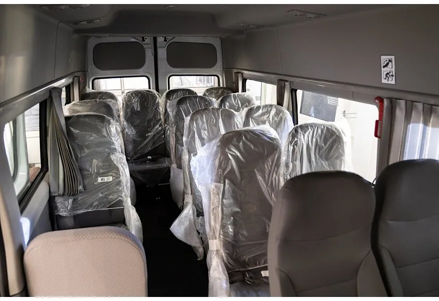 Sollers Atlant BUS 2.7D MT RWD (150 л.с.) L3H2 Серебристый в АВИЛОН. Слайд №6
