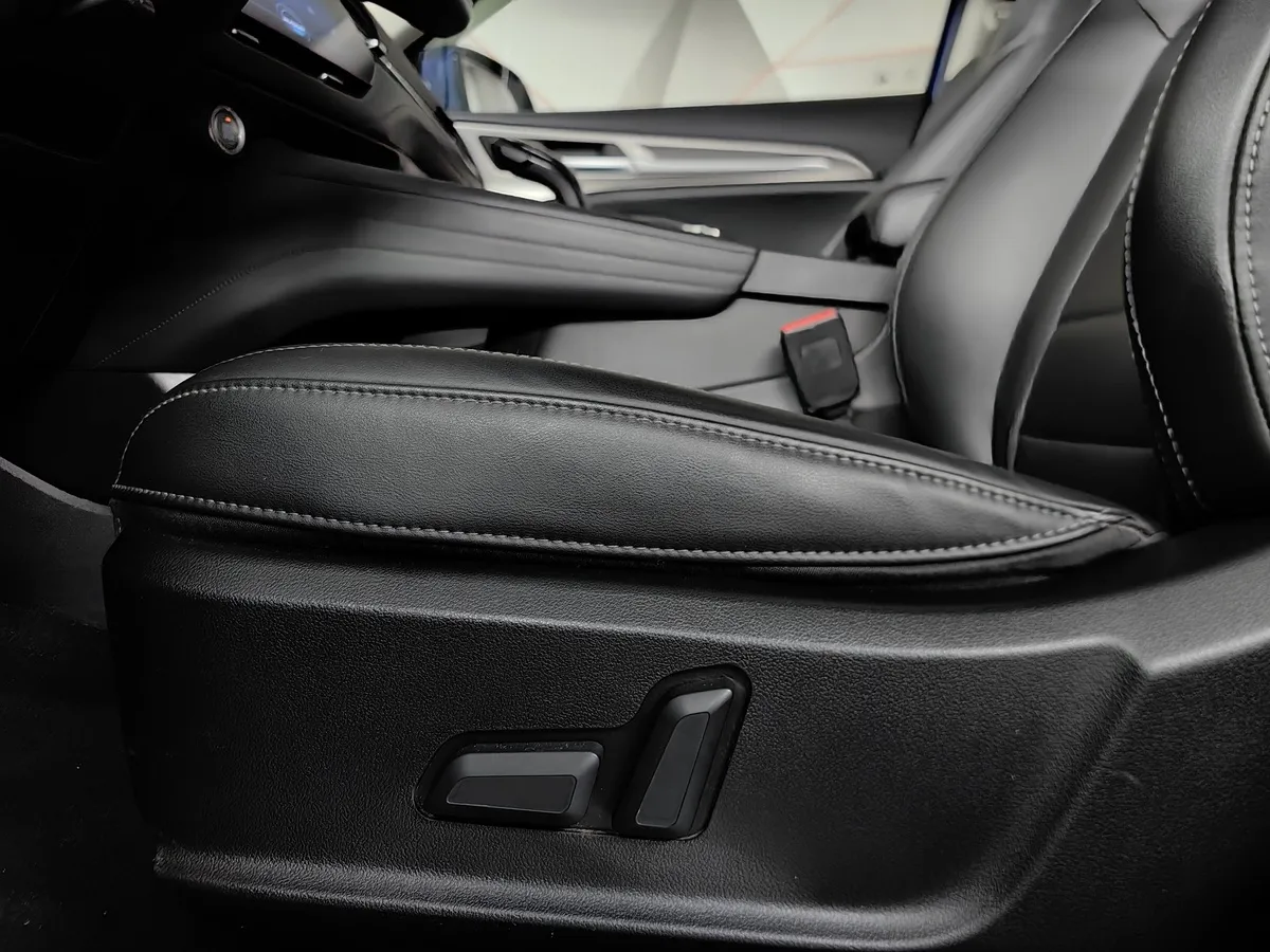 Haval F7 2.0T AWD 7DCT (190 л.с.) Premium Синий в АВИЛОН. Слайд №22
