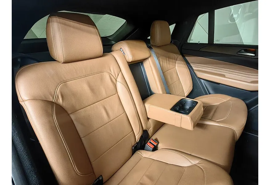 Mercedes-Benz GLE Купе 350 d 4MATIC 9G-TRONIC (249 л.с.) Особая серия Синий в АВИЛОН. Слайд №17