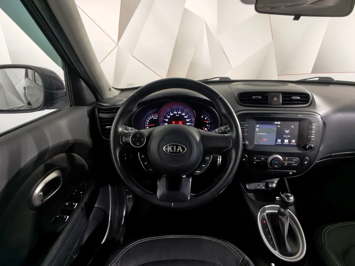 Kia Soul 1.6 AT (132 л.с.) Prestige Черный в АВИЛОН. Слайд №20