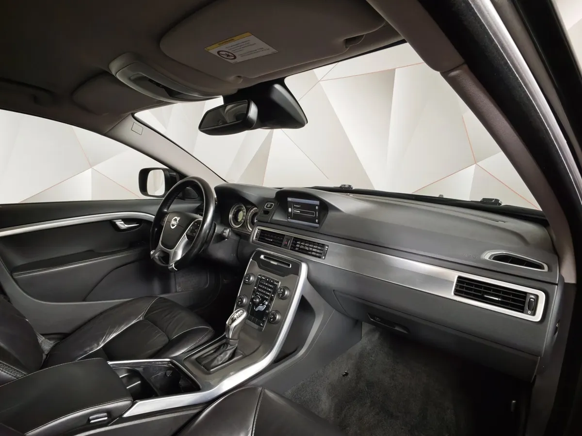 Volvo XC70 2.4 D4 Geartronic AWD (163 л.с.) Черный в АВИЛОН. Слайд №12