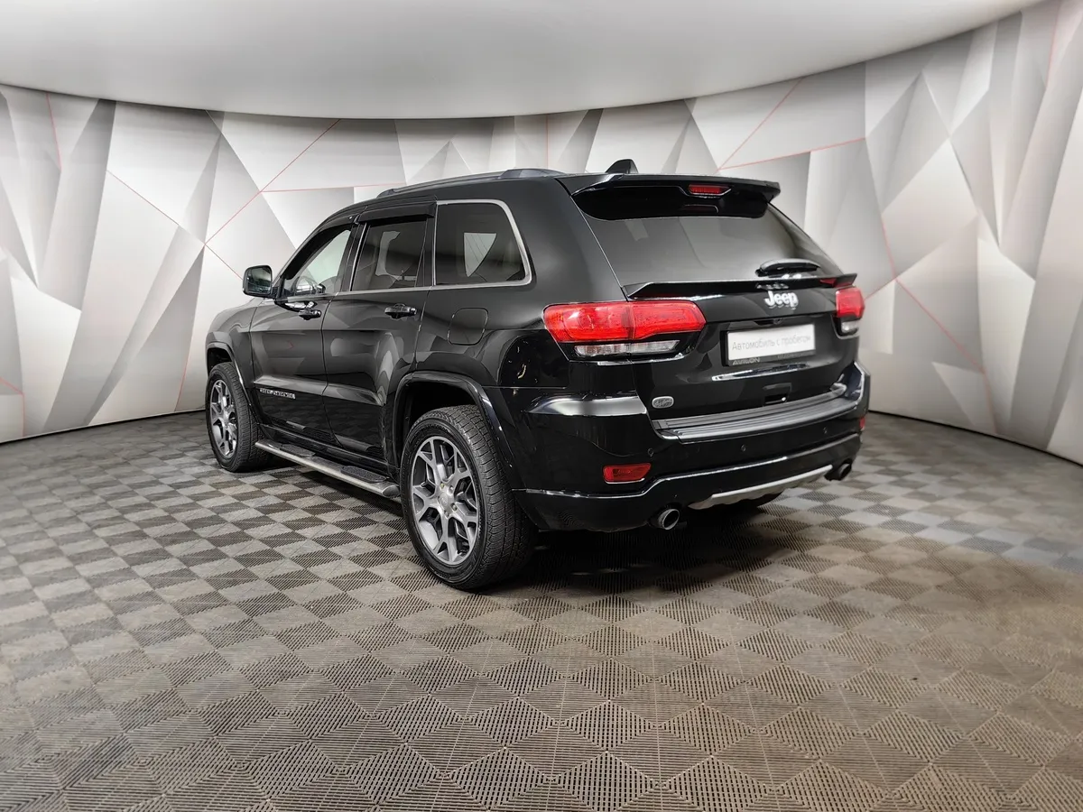 Jeep Grand Cherokee 3.6 AT AWD (286 л.с.) Overland Черный в АВИЛОН. Слайд №4