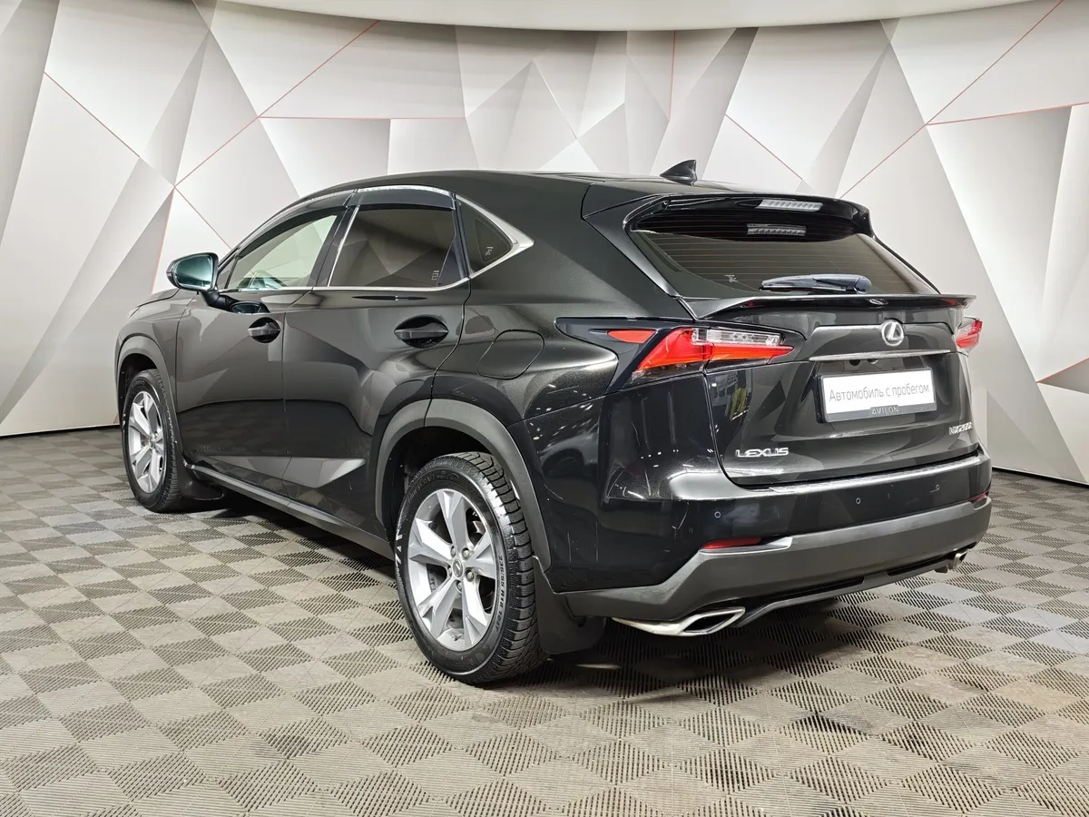 Lexus NX 200t АТ AWD (238 л.с.) Черный в АВИЛОН. Слайд №4