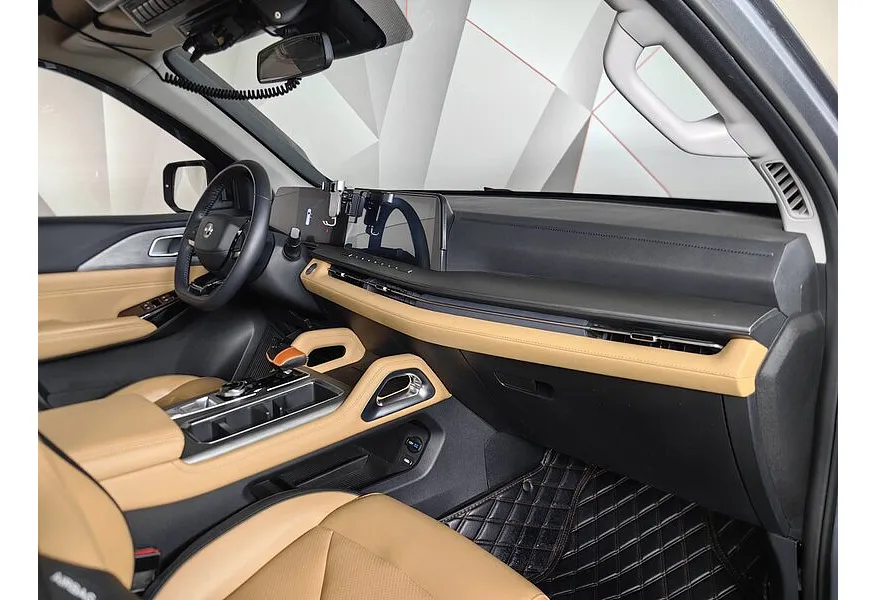 Changan HUNTER PLUS 2.0 AT 4WD (226 л.с.) Luxe Серый в АВИЛОН. Слайд №13