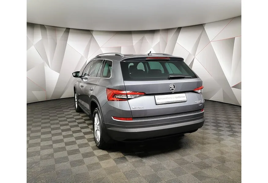 Skoda Kodiaq 1.4 TSI DSG 4X4 (150 л.с.) Серый в АВИЛОН. Слайд №4