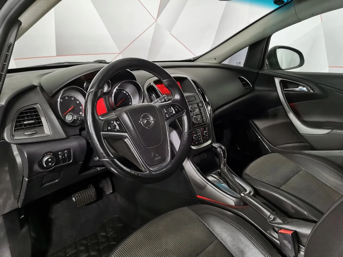 Opel Astra 1.4 Turbo AT (140 л.с.) Серый в АВИЛОН. Слайд №17