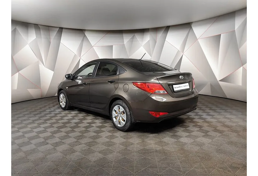 Hyundai Solaris 1.6 MT (123 л.с.) Comfort Коричневый в АВИЛОН. Слайд №4