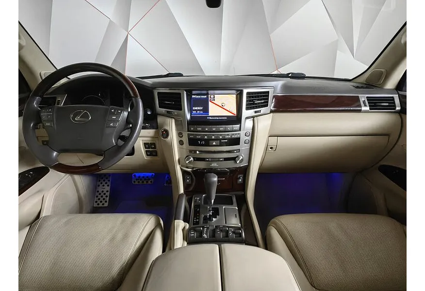 Lexus LX 570 AT (367 л.с.) Черный в АВИЛОН. Слайд №14