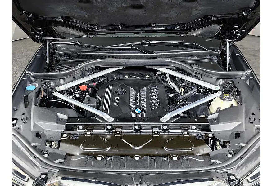 BMW X5 xDrive30d Steptronic (249 л.с.) M Sport Plus Черный в АВИЛОН. Слайд №10