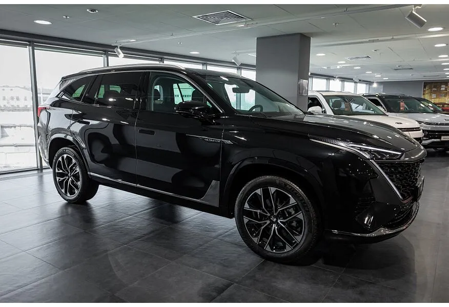 Москвич М90 2.0 ATT 4WD (147 л.с.) Ультимейт Черный в АВИЛОН. Слайд №2