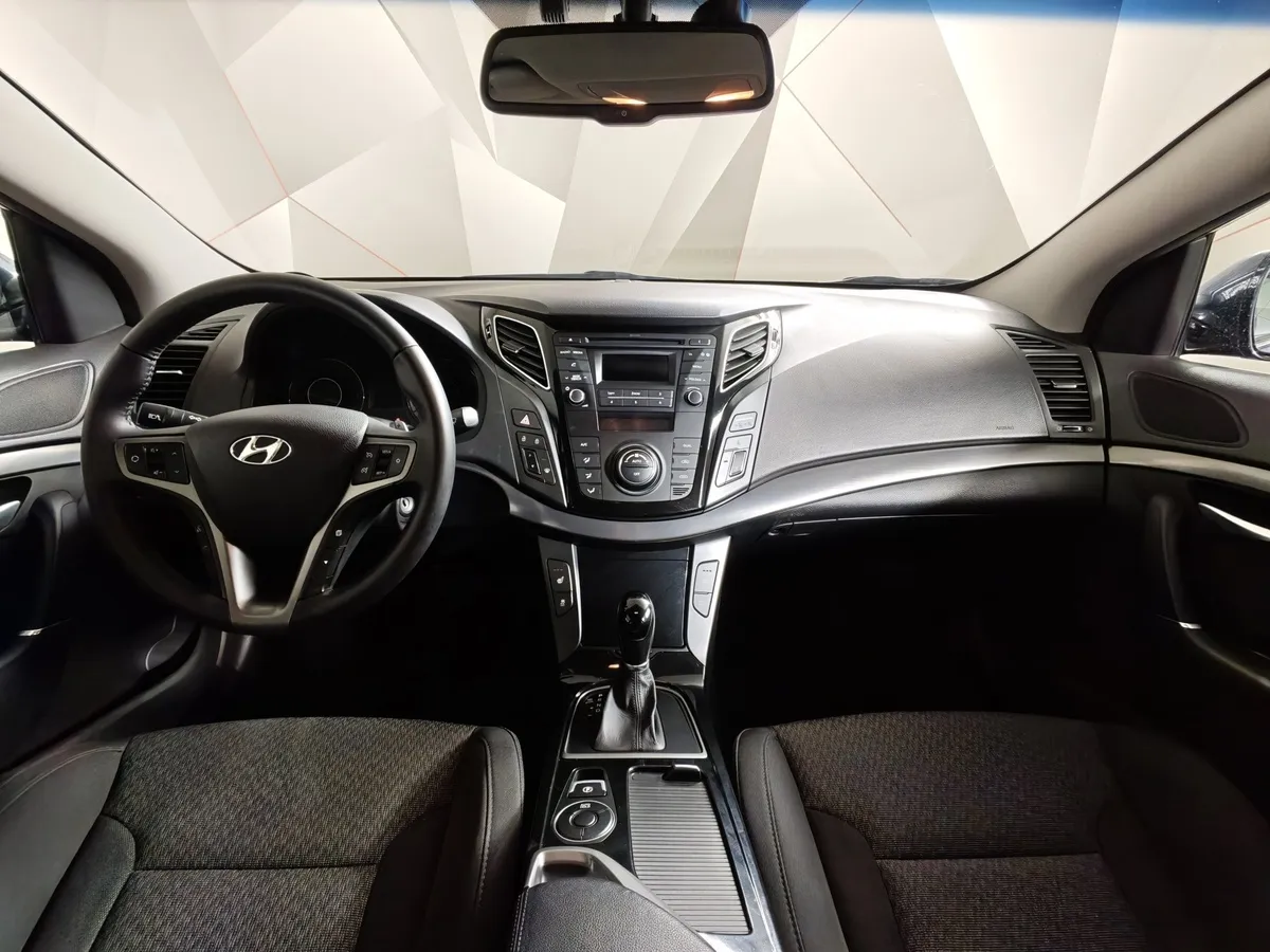 Hyundai i40 2.0 AT (150 л.с.) Comfort Синий в АВИЛОН. Слайд №14