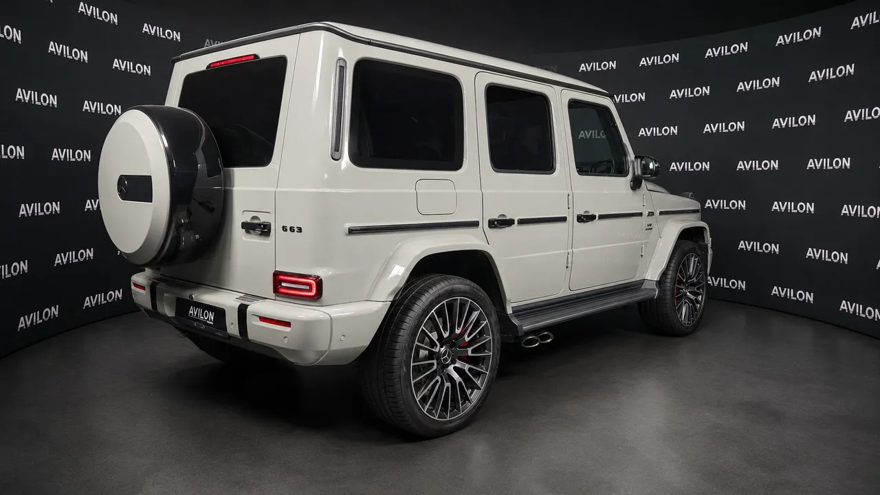 Mercedes-Benz G-Класс G 63 AMG Speedshift 4Matic (585 л.с.) Серый в АВИЛОН. Слайд №7