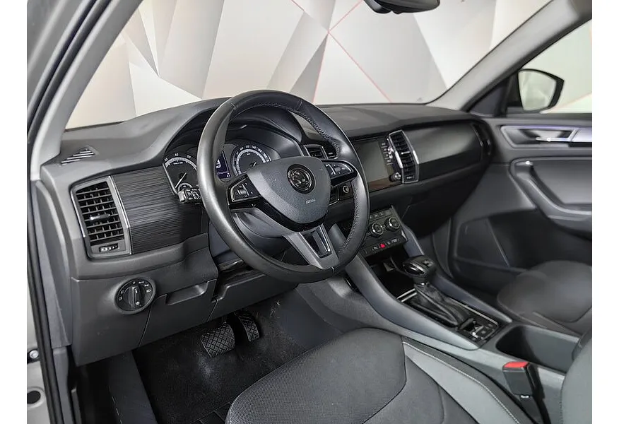 Skoda Kodiaq 1.4 TSI DSG 4X4 (150 л.с.) Бежевый в АВИЛОН. Слайд №12