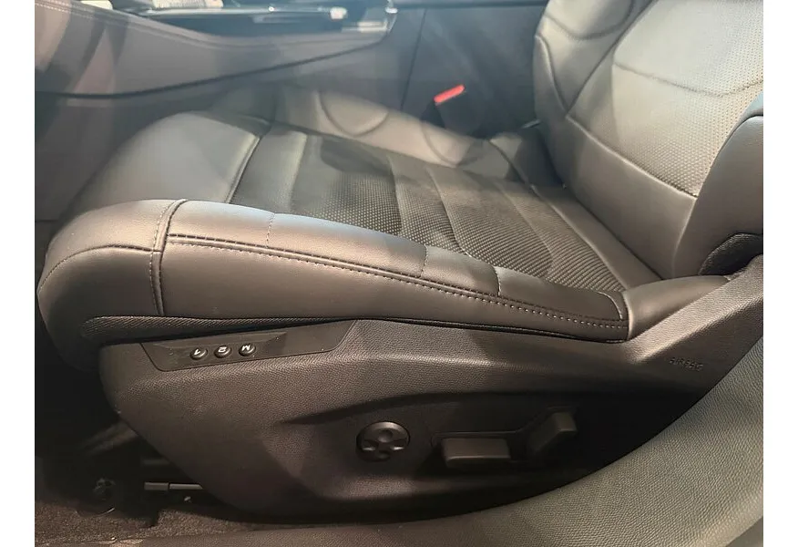 Citroen C5 X 1.6 THP AT 2WD (175 л.с.) Серый в АВИЛОН. Слайд №12