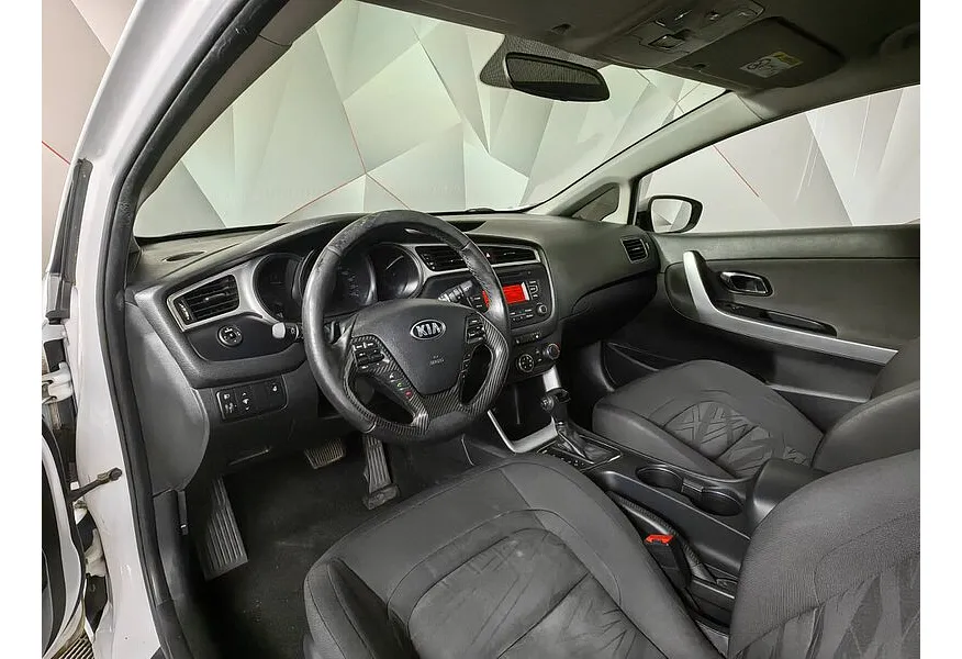 АВИЛОН - Kia Ceed 1.6 AT (130 л.с.) Comfort Белый - slide 9