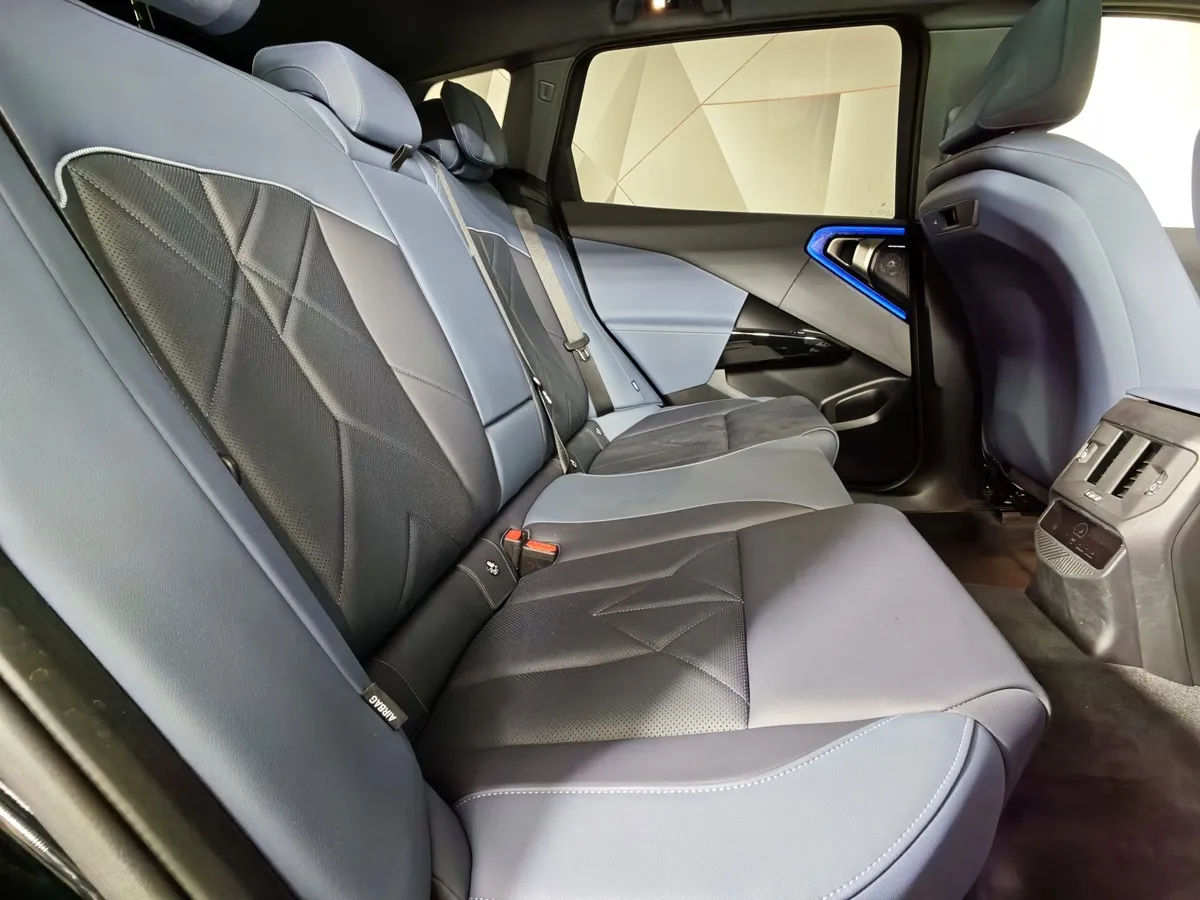 BMW X3 xDrive30L AT (258 л.с.) Синий в АВИЛОН. Слайд №14
