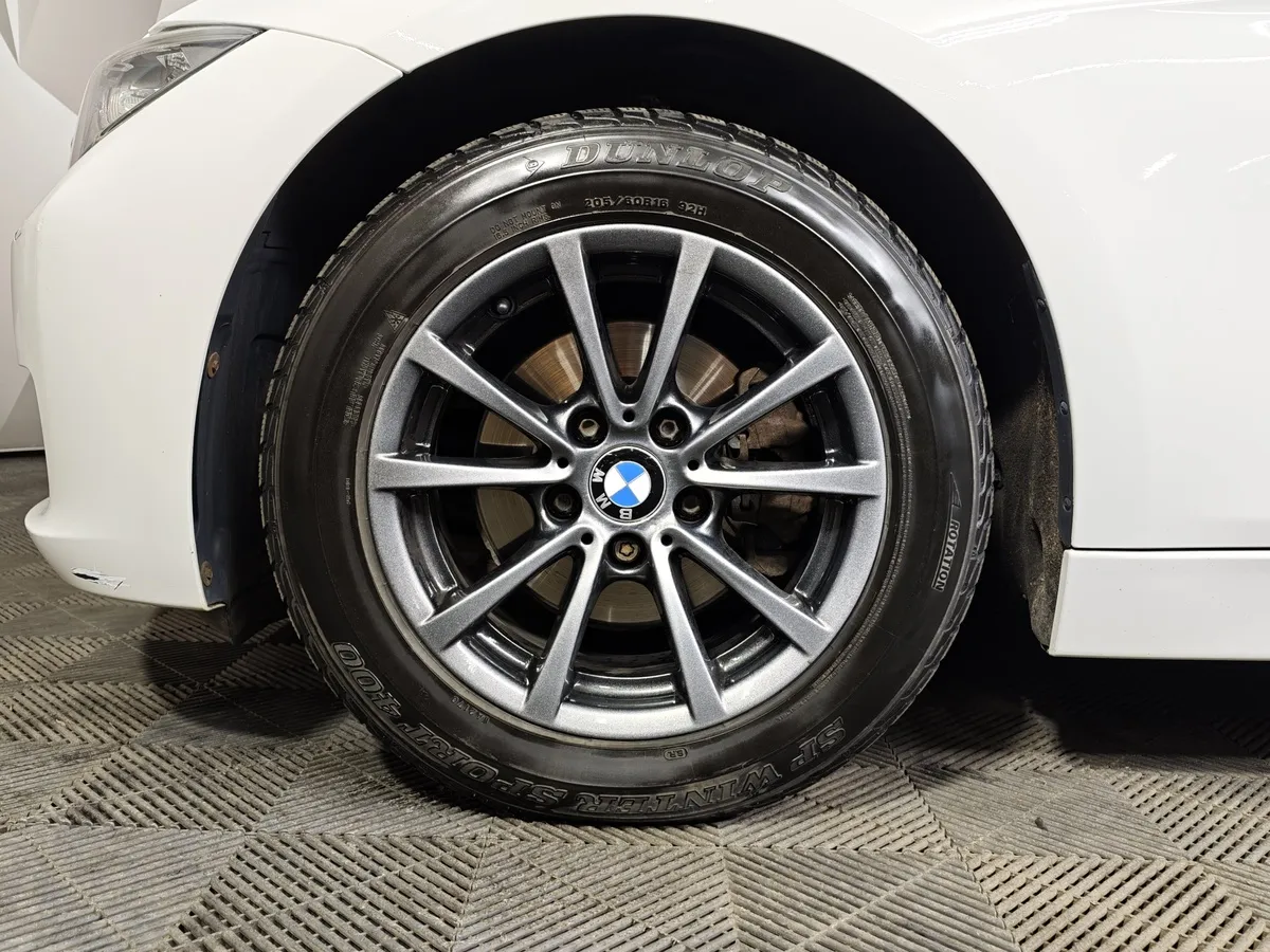 BMW 3 серия 320i AT (184 л.с.) Белый в АВИЛОН. Слайд №7
