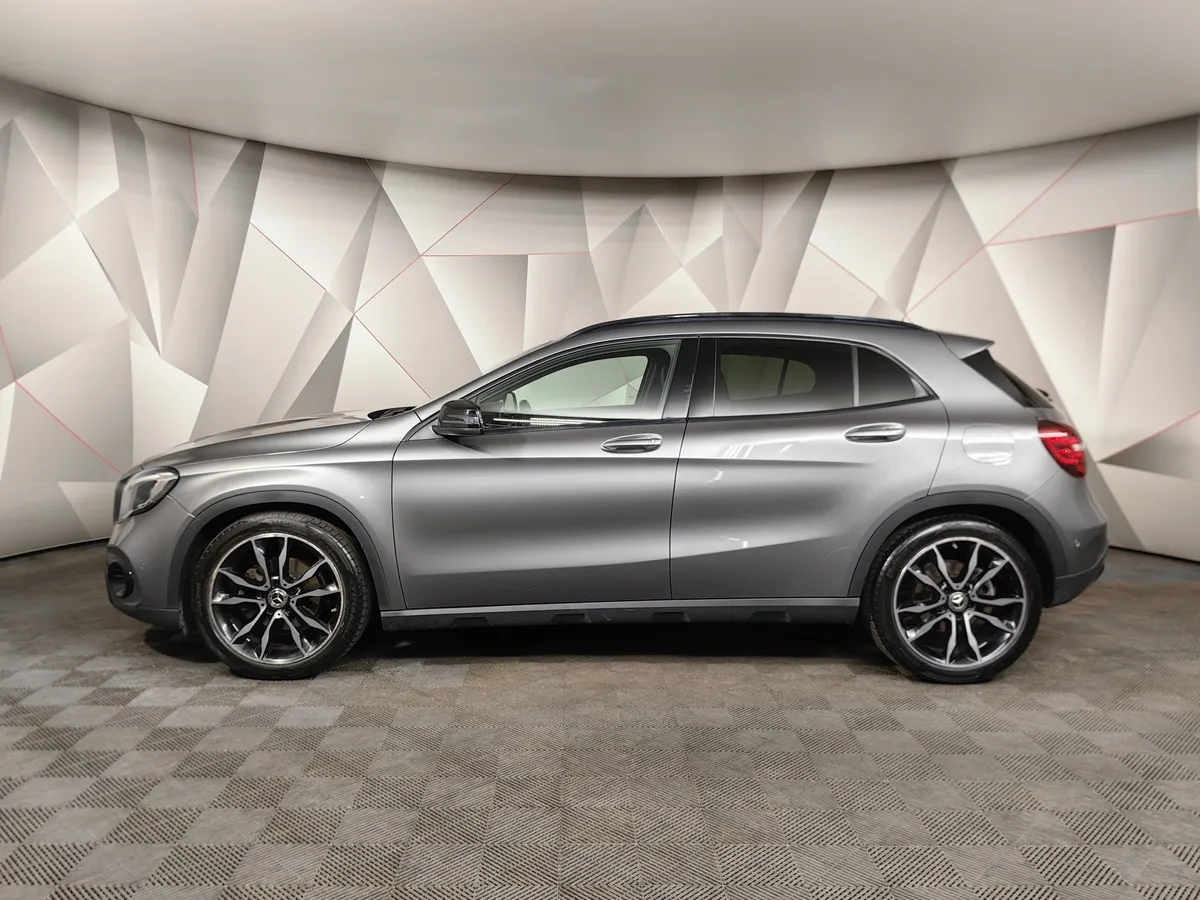 Mercedes-Benz GLA 200 7G-DCT (150 л.с.) Особая серия Серый в АВИЛОН. Слайд №5