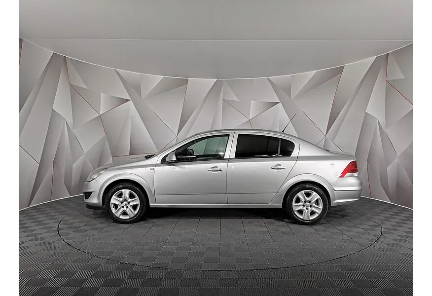 Opel Astra 1.8 AT (140 л.с.) base Серебристый в АВИЛОН. Слайд №5 Opel Astra 1.8 AT (140 л.с.) base Серебристый в АВИЛОН. Слайд №5
